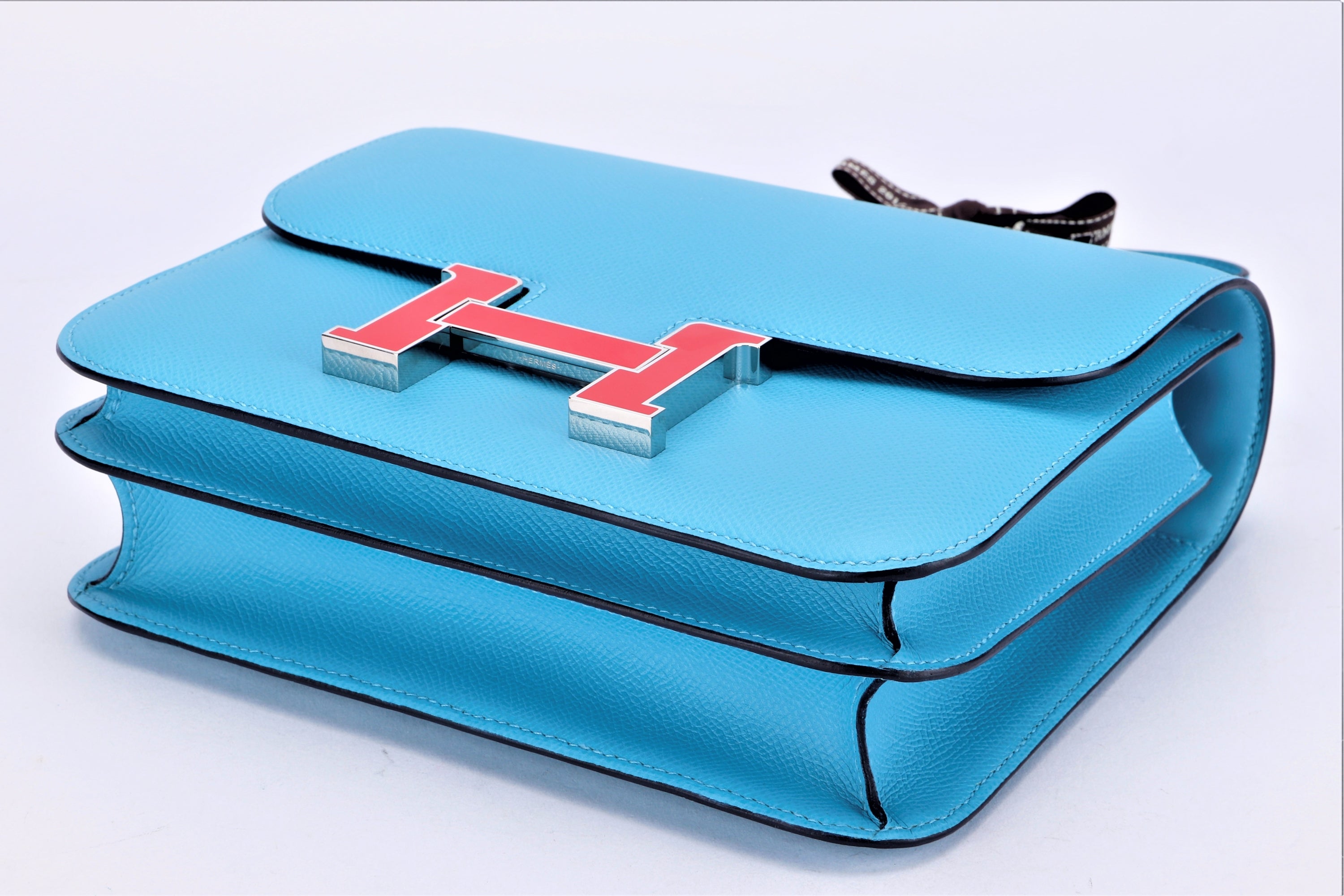 HERMES CONSTANCE 24 (STAMP D) BLUE EPSOM LEATHER RED ENAMEL HARDWARE, WITH DUST COVER & BOX