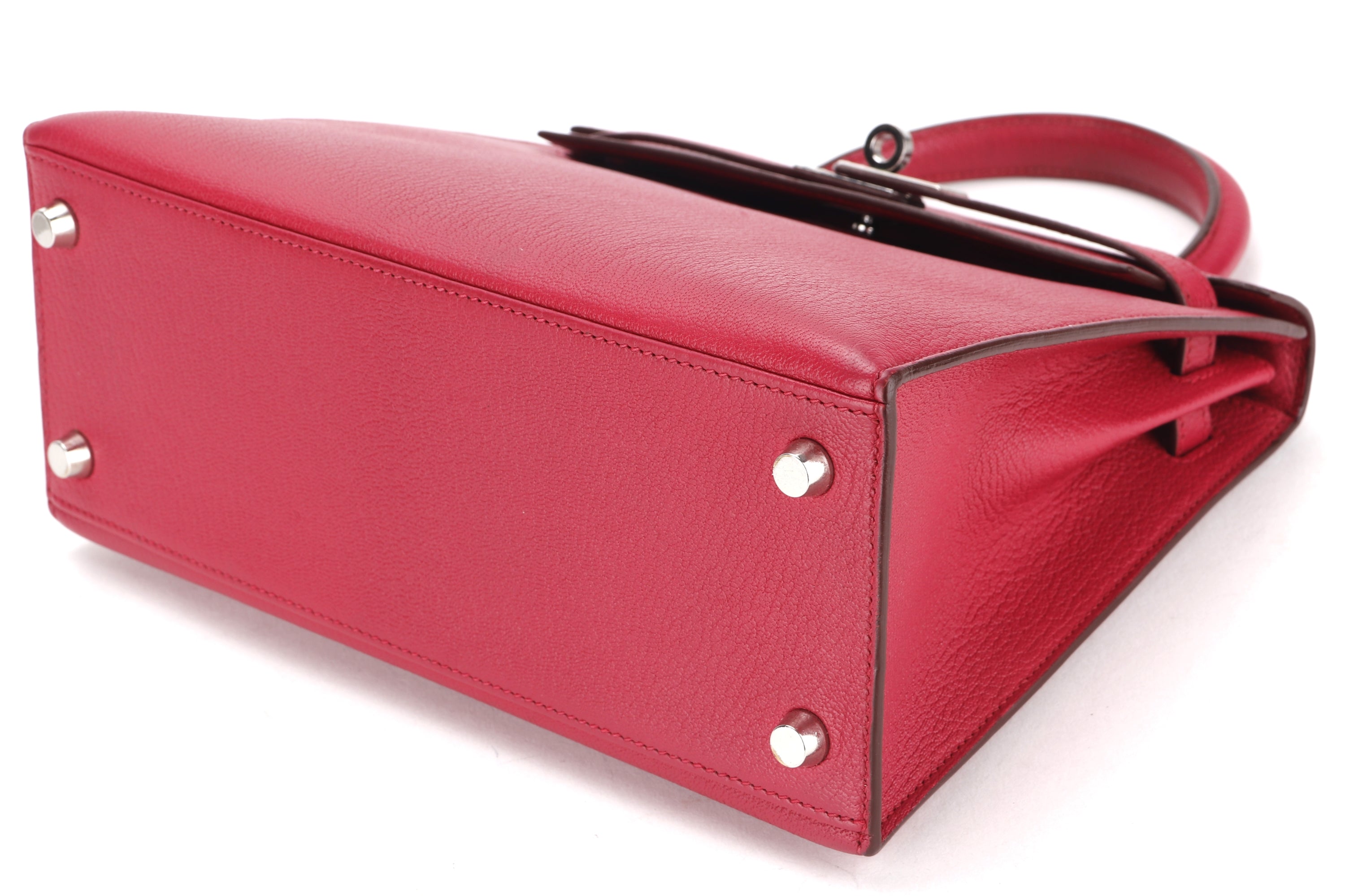 HERMES KELLY 25 (STAMP F) ROUGE VIF CHEVRE MYSORE PALLADIUM HARDWARE, WITH KEYS, LOCK, STRAP & DUST COVER