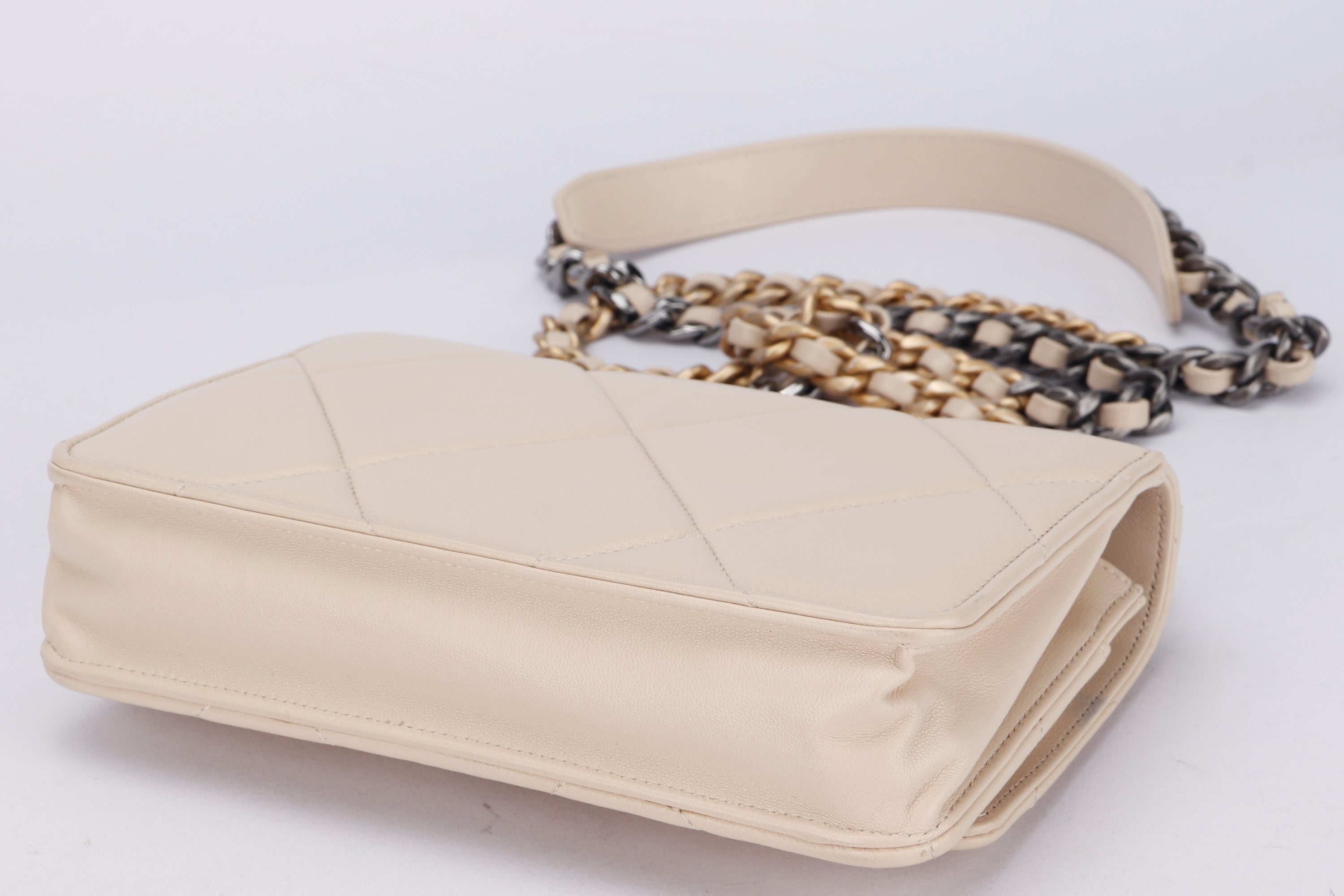 CHANEL 19 WALLET ON CHAIN (3096xxxx) LIGHT BEIGE COLOR LAMBSKIN, GOLD, SILVER & RUTHENIUM HARDWARE, WITH CARD, DUST COVER & BOX