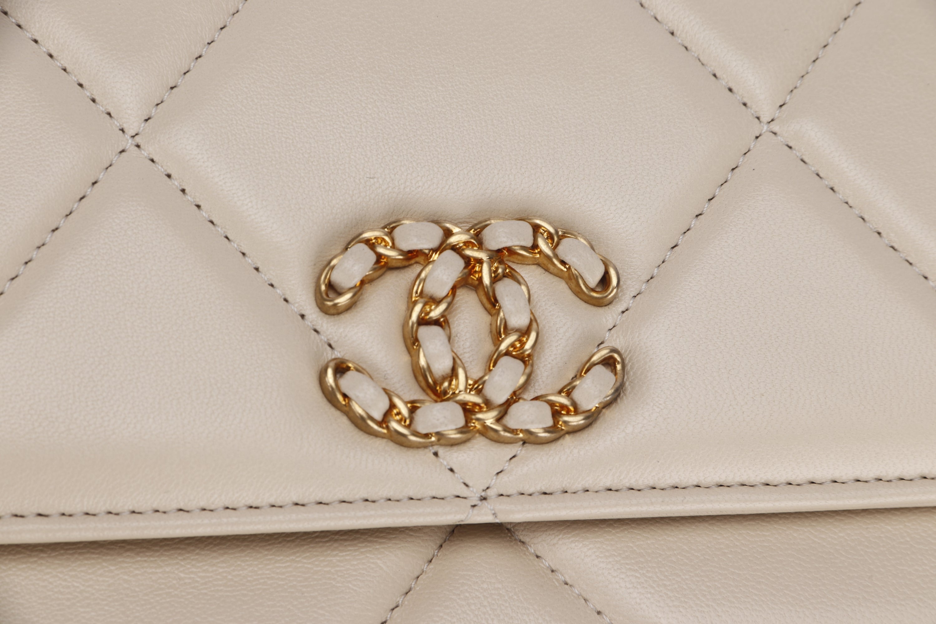 CHANEL 19 WALLET ON CHAIN (3096xxxx) LIGHT BEIGE COLOR LAMBSKIN, GOLD, SILVER & RUTHENIUM HARDWARE, WITH CARD, DUST COVER & BOX