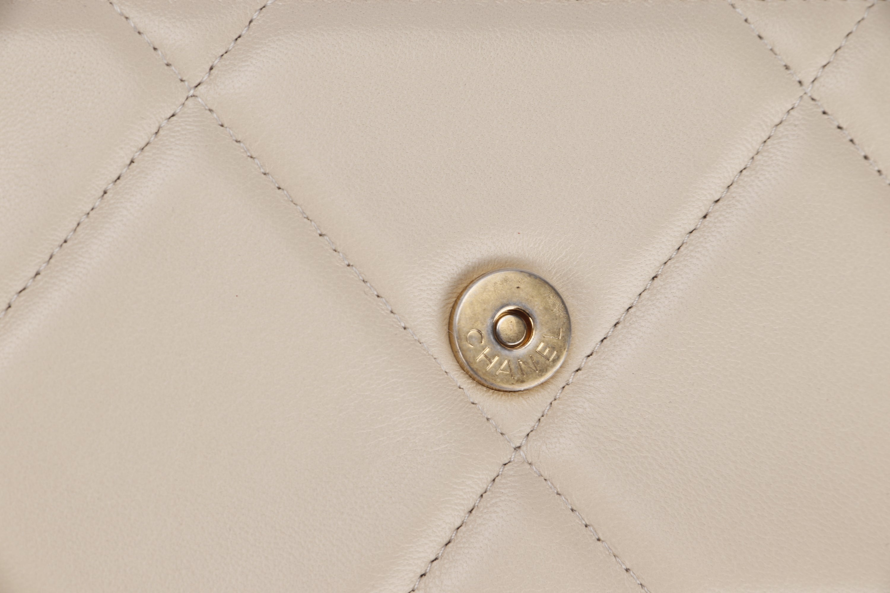CHANEL 19 WALLET ON CHAIN (3096xxxx) LIGHT BEIGE COLOR LAMBSKIN, GOLD, SILVER & RUTHENIUM HARDWARE, WITH CARD, DUST COVER & BOX