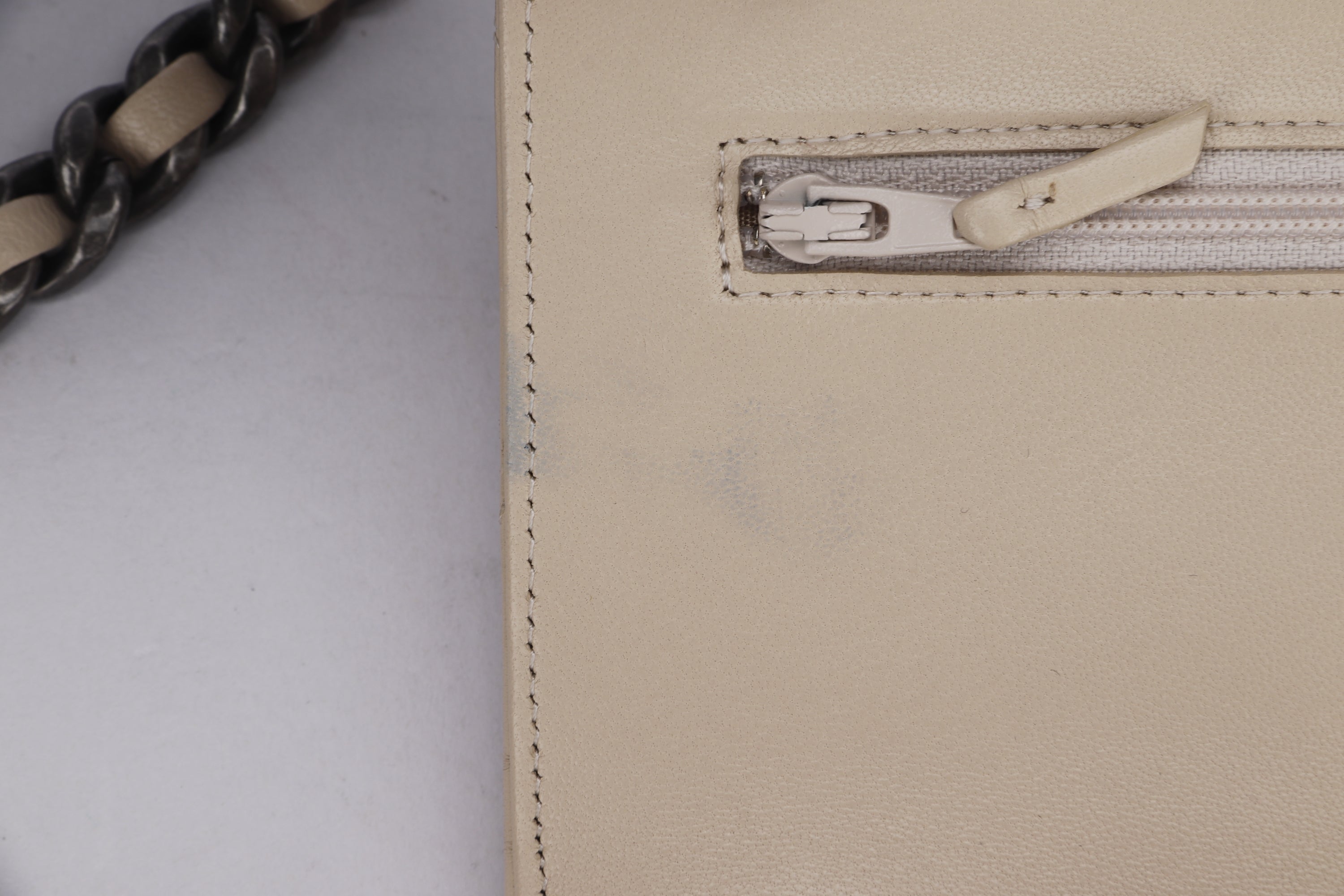 CHANEL 19 WALLET ON CHAIN (3096xxxx) LIGHT BEIGE COLOR LAMBSKIN, GOLD, SILVER & RUTHENIUM HARDWARE, WITH CARD, DUST COVER & BOX