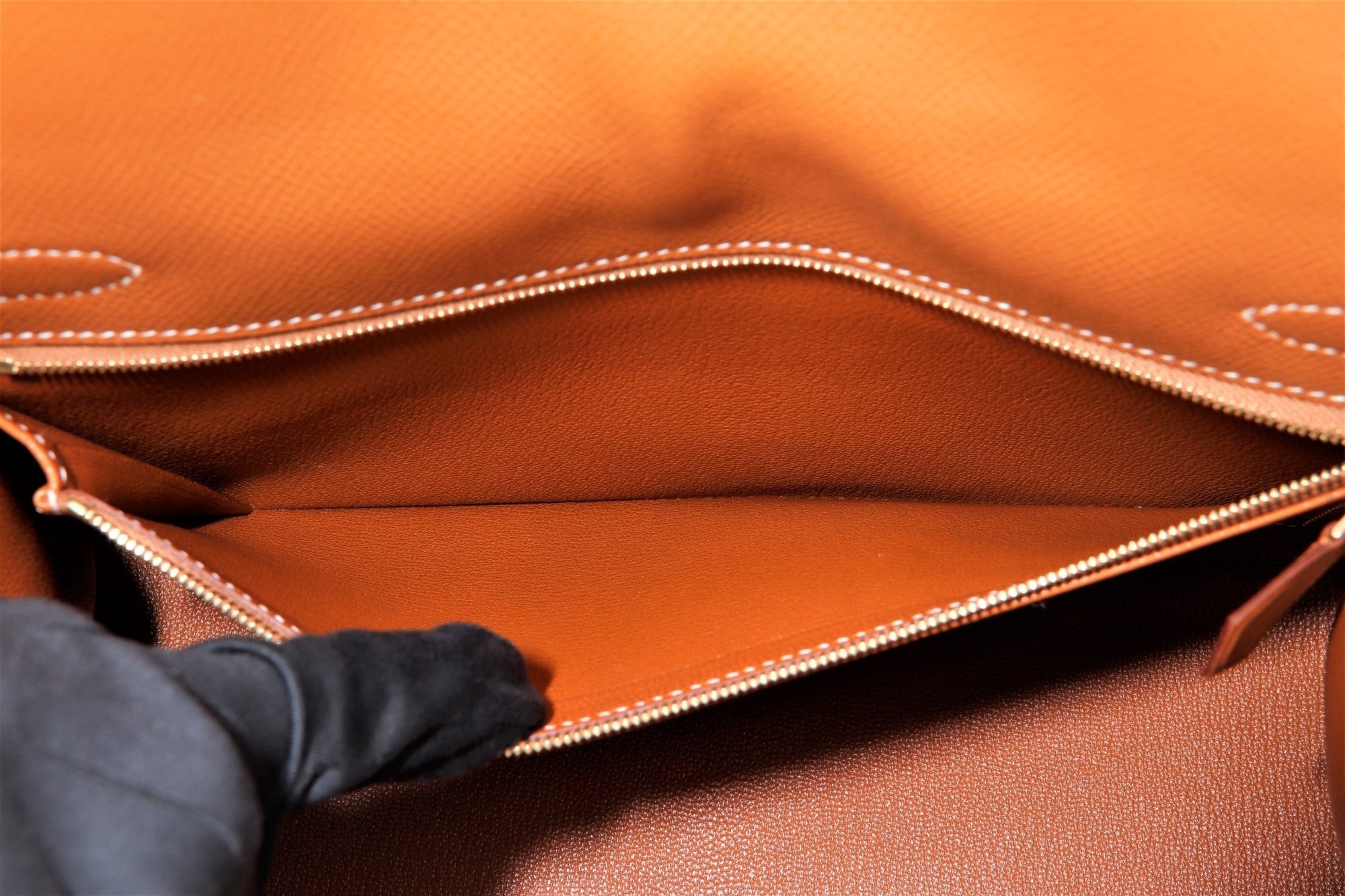 Hermes Kelly 28 Sellier (Stamp U) Gold Color Epsom Leather, Gold Hardware, with Strap, Keys, Lock, Raincoat, Dust Cover & Box