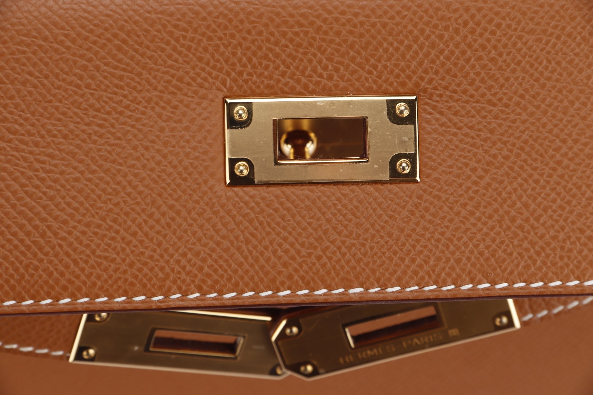 Hermes Kelly 28 Sellier (Stamp U) Gold Color Epsom Leather, Gold Hardware, with Strap, Keys, Lock, Raincoat, Dust Cover & Box