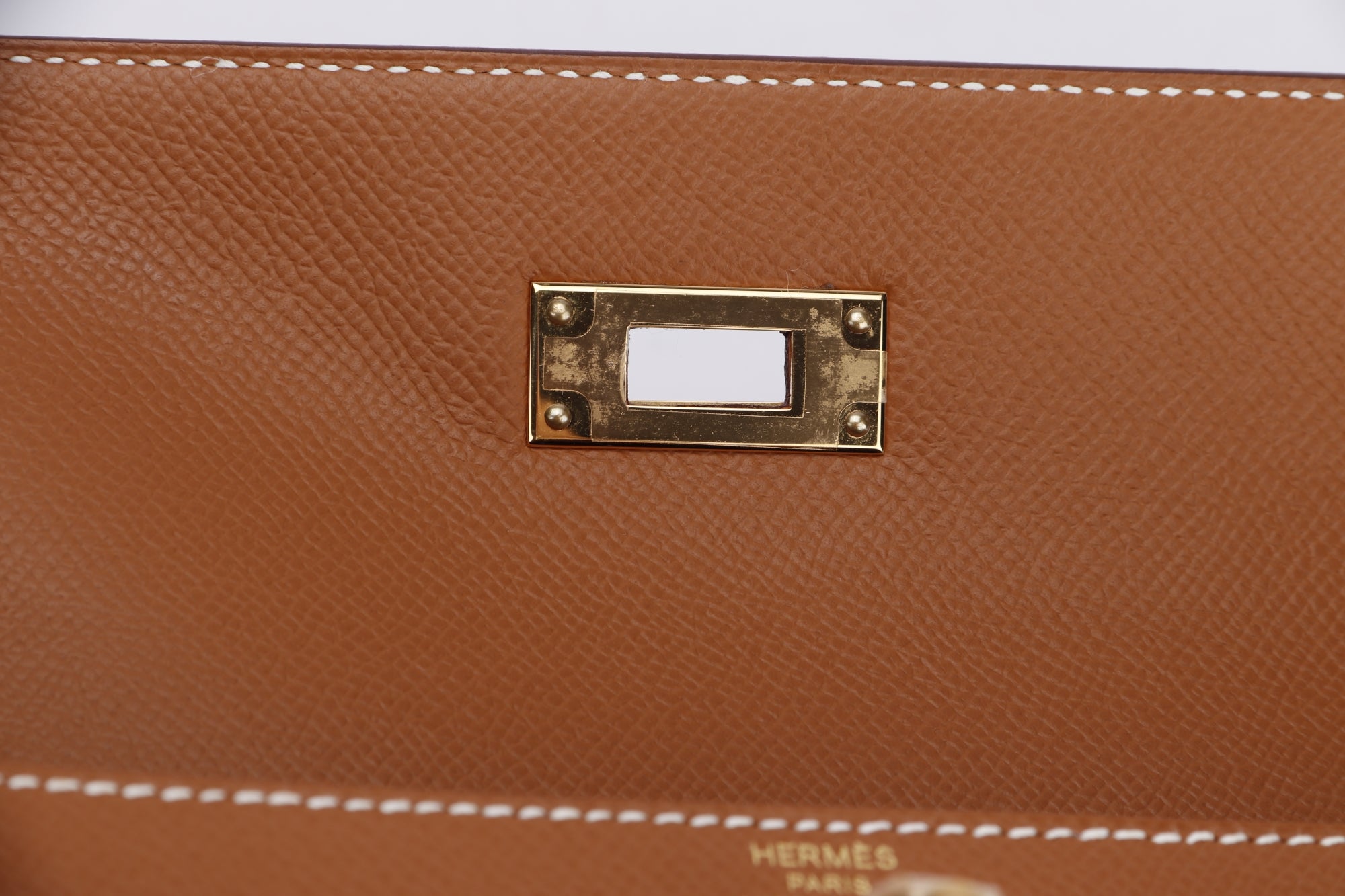 Hermes Kelly 28 Sellier (Stamp U) Gold Color Epsom Leather, Gold Hardware, with Strap, Keys, Lock, Raincoat, Dust Cover & Box