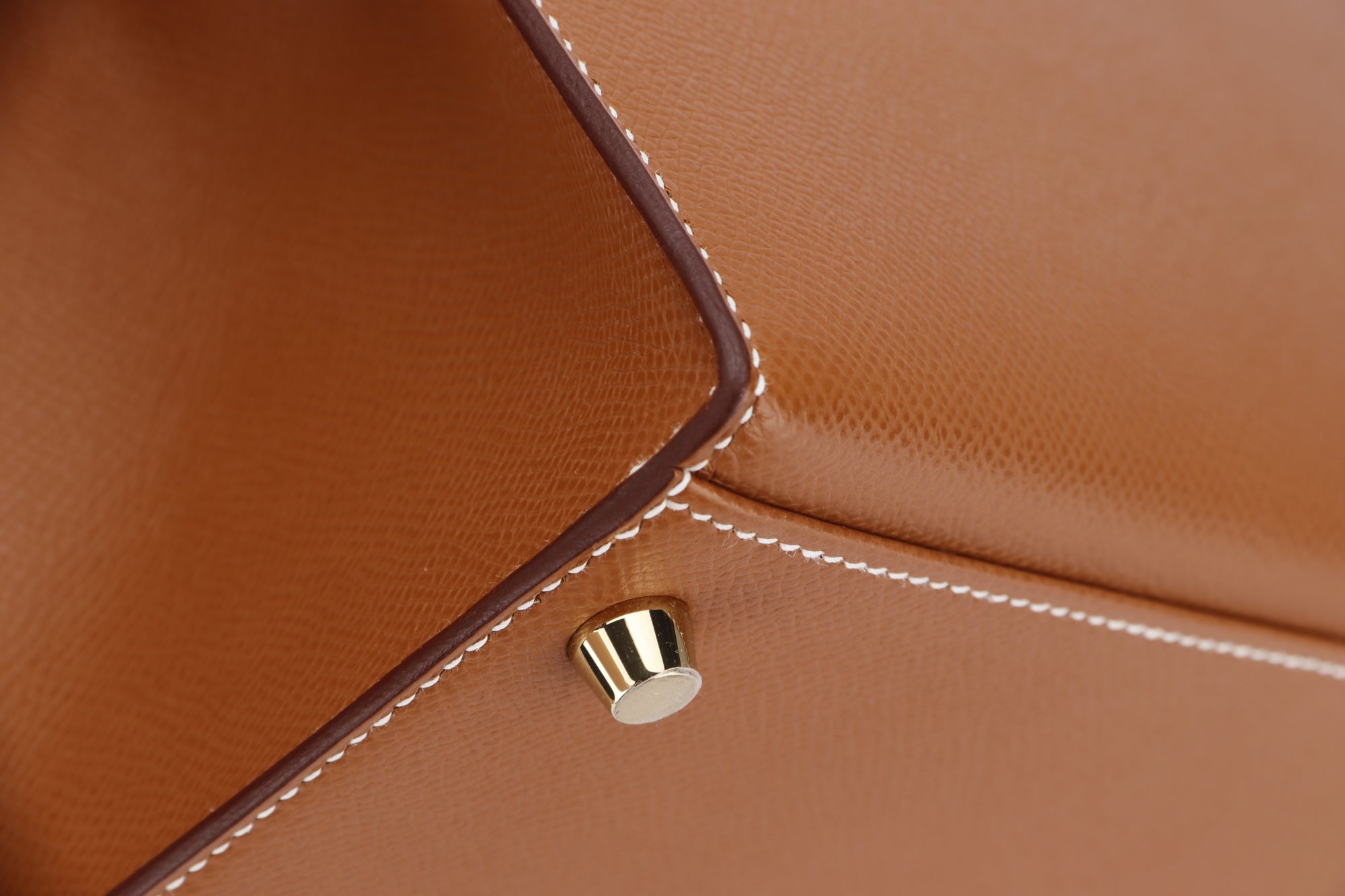Hermes Kelly 28 Sellier (Stamp U) Gold Color Epsom Leather, Gold Hardware, with Strap, Keys, Lock, Raincoat, Dust Cover & Box