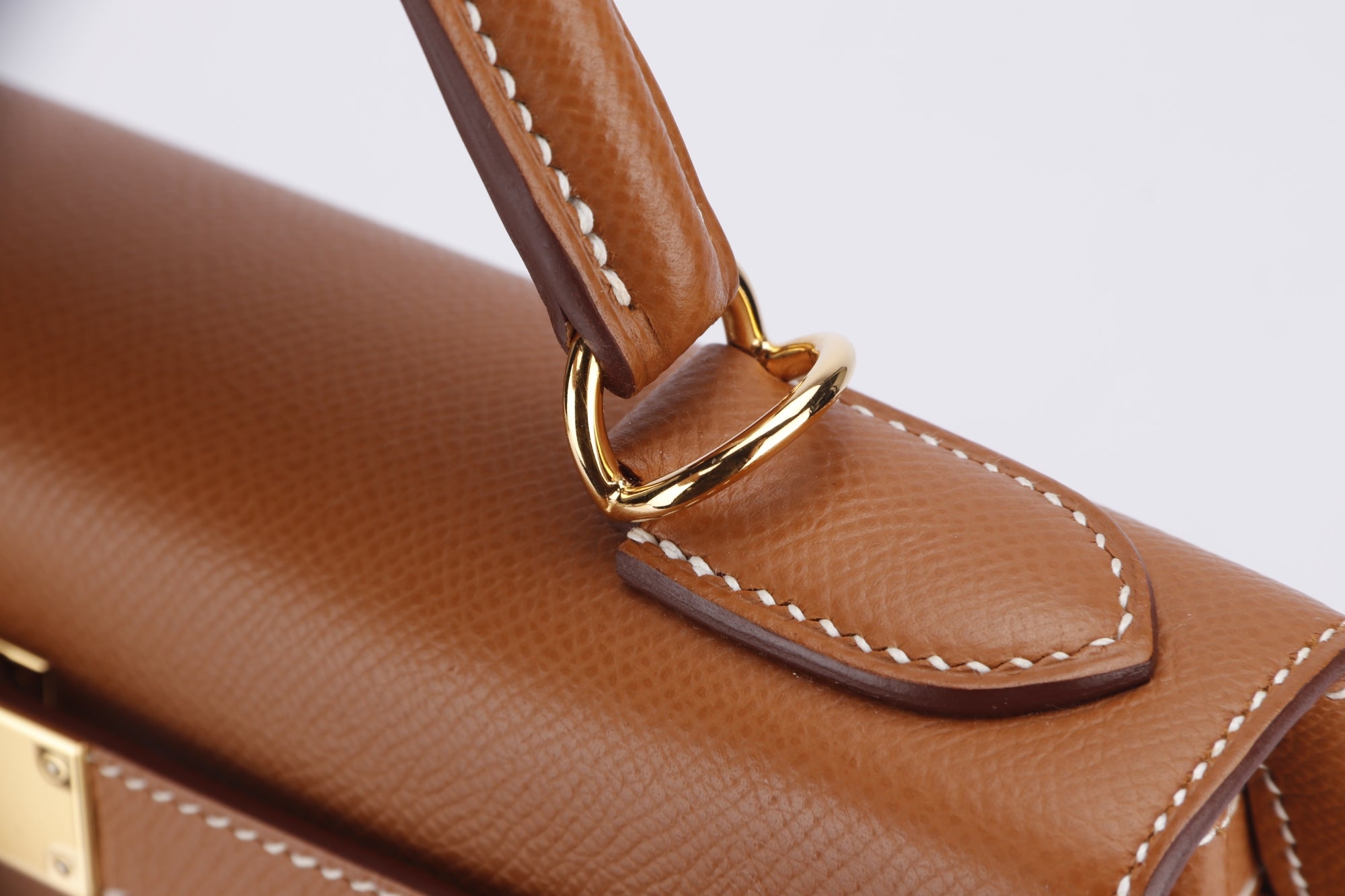 Hermes Kelly 28 Sellier (Stamp U) Gold Color Epsom Leather, Gold Hardware, with Strap, Keys, Lock, Raincoat, Dust Cover & Box