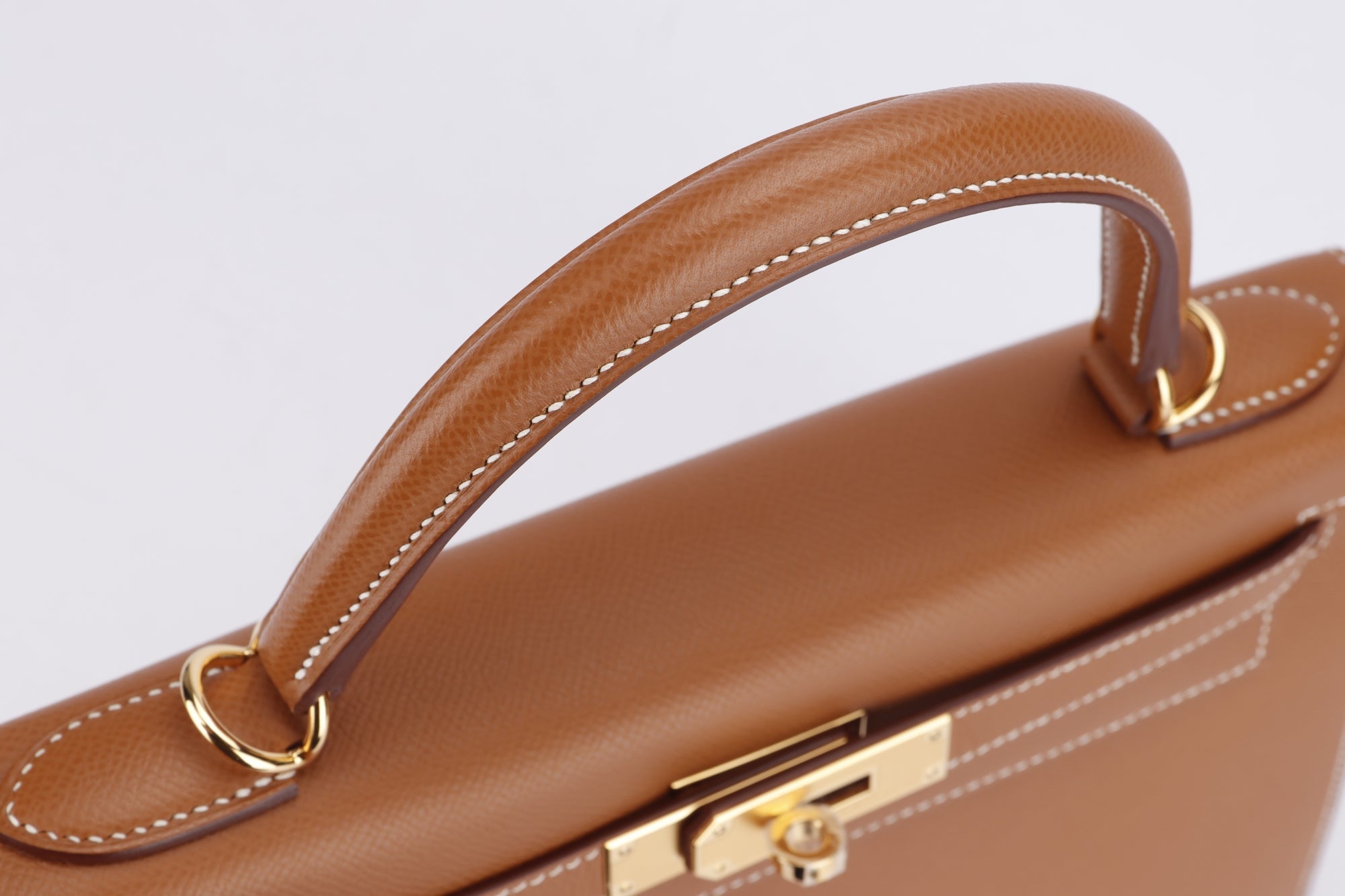 Hermes Kelly 28 Sellier (Stamp U) Gold Color Epsom Leather, Gold Hardware, with Strap, Keys, Lock, Raincoat, Dust Cover & Box