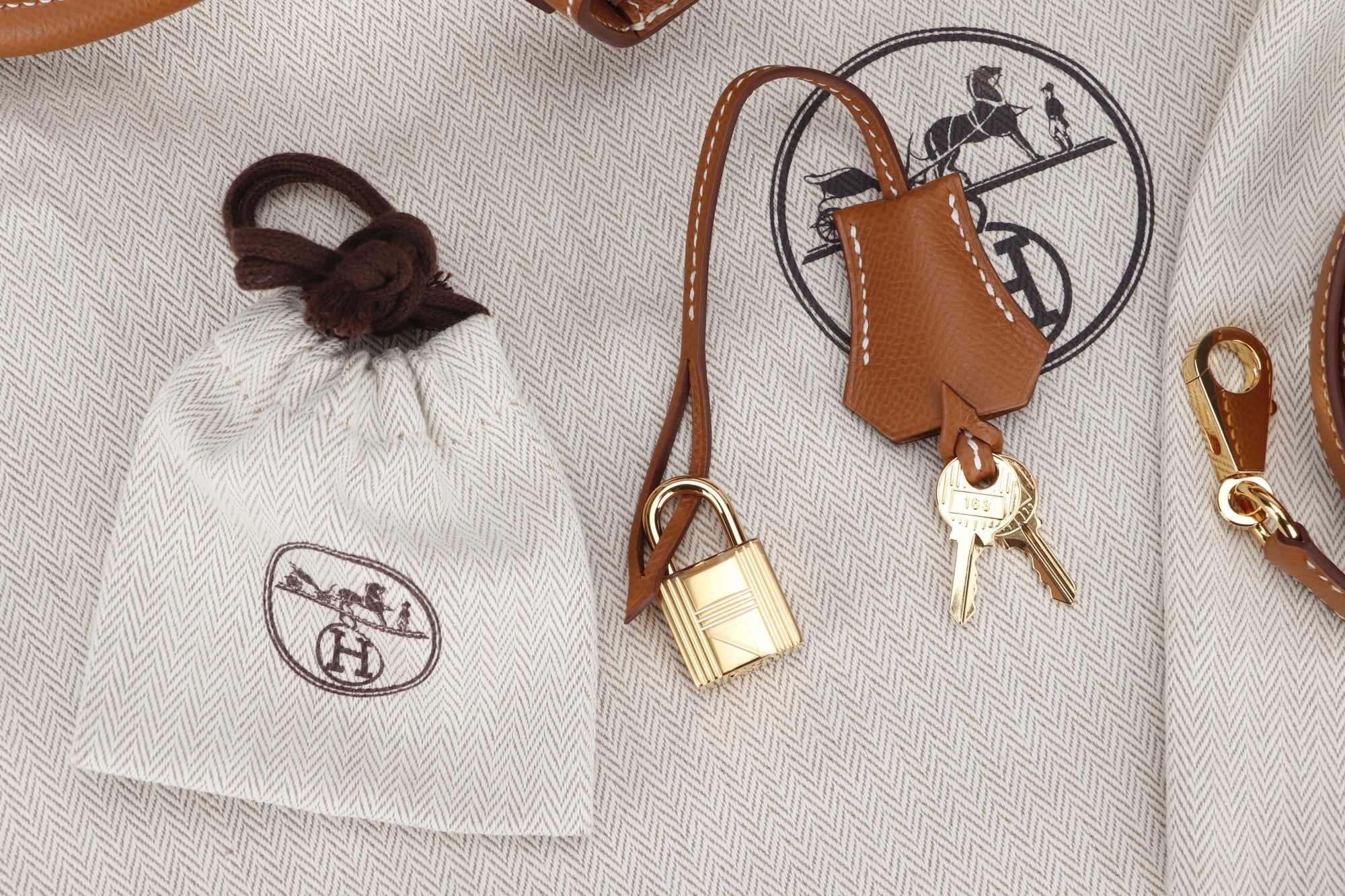 Hermes Kelly 28 Sellier (Stamp U) Gold Color Epsom Leather, Gold Hardware, with Strap, Keys, Lock, Raincoat, Dust Cover & Box