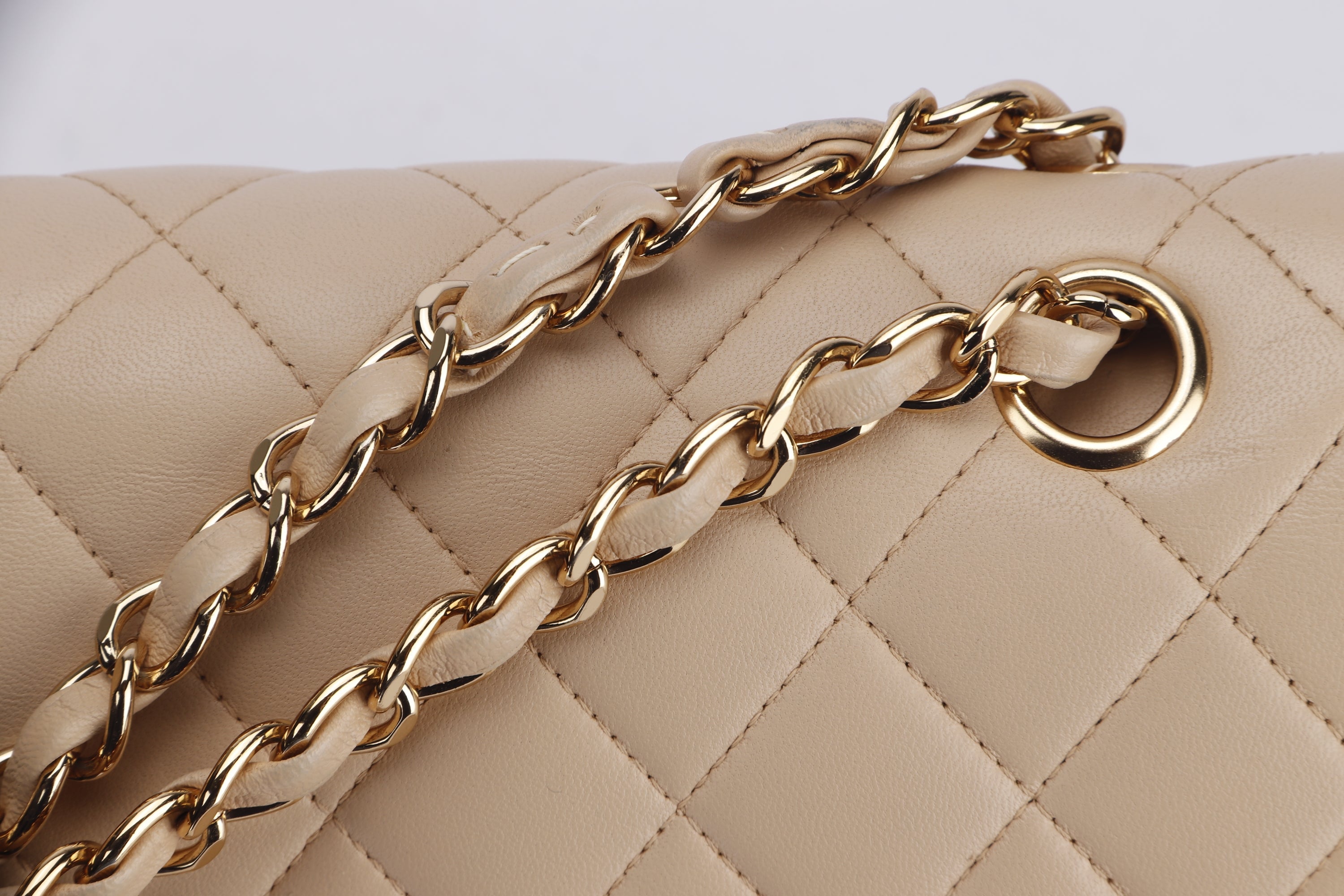 CHANEL CLASSIC DOUBLE FLAP (1543xxxx) MEDIUM BEIGE LAMBSKIN, GOLD HARDWARE, NO CARD & DUST COVER