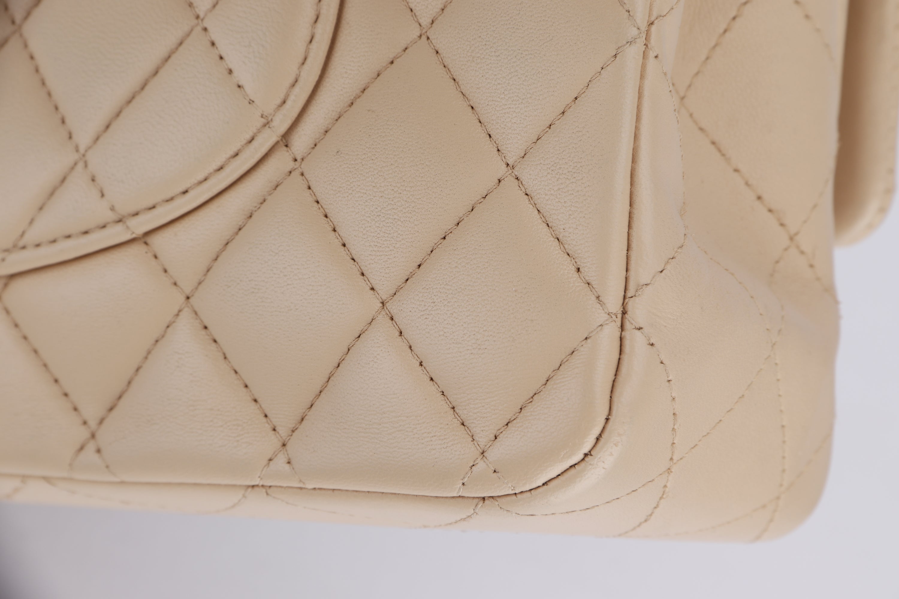 CHANEL CLASSIC DOUBLE FLAP (1543xxxx) MEDIUM BEIGE LAMBSKIN, GOLD HARDWARE, NO CARD & DUST COVER