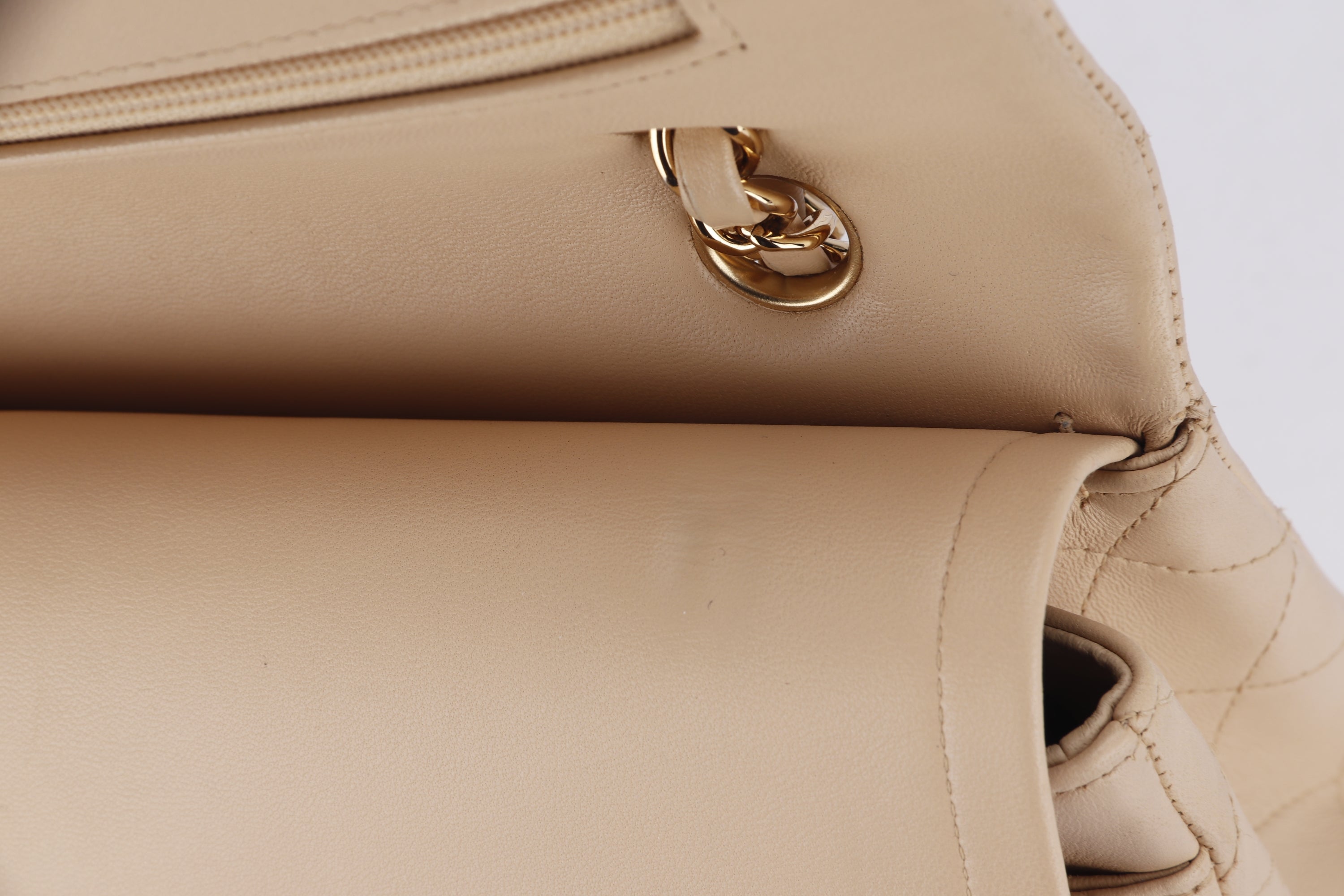 CHANEL CLASSIC DOUBLE FLAP (1543xxxx) MEDIUM BEIGE LAMBSKIN, GOLD HARDWARE, NO CARD & DUST COVER