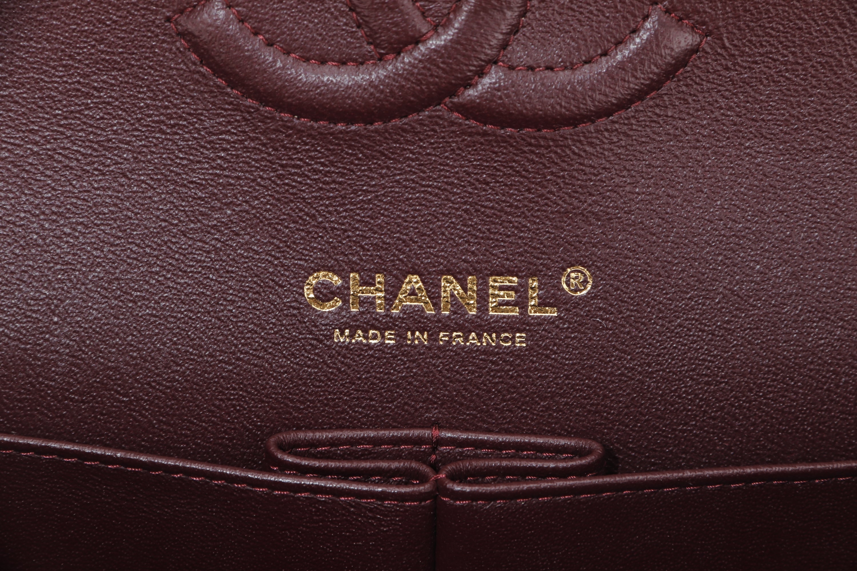 CHANEL CLASSIC DOUBLE FLAP CHEVRON (2467xxxx) MEDIUM BLACK LAMBSKIN WITH GOLD CHAIN, WITH CARD, DUST COVER & BOX
