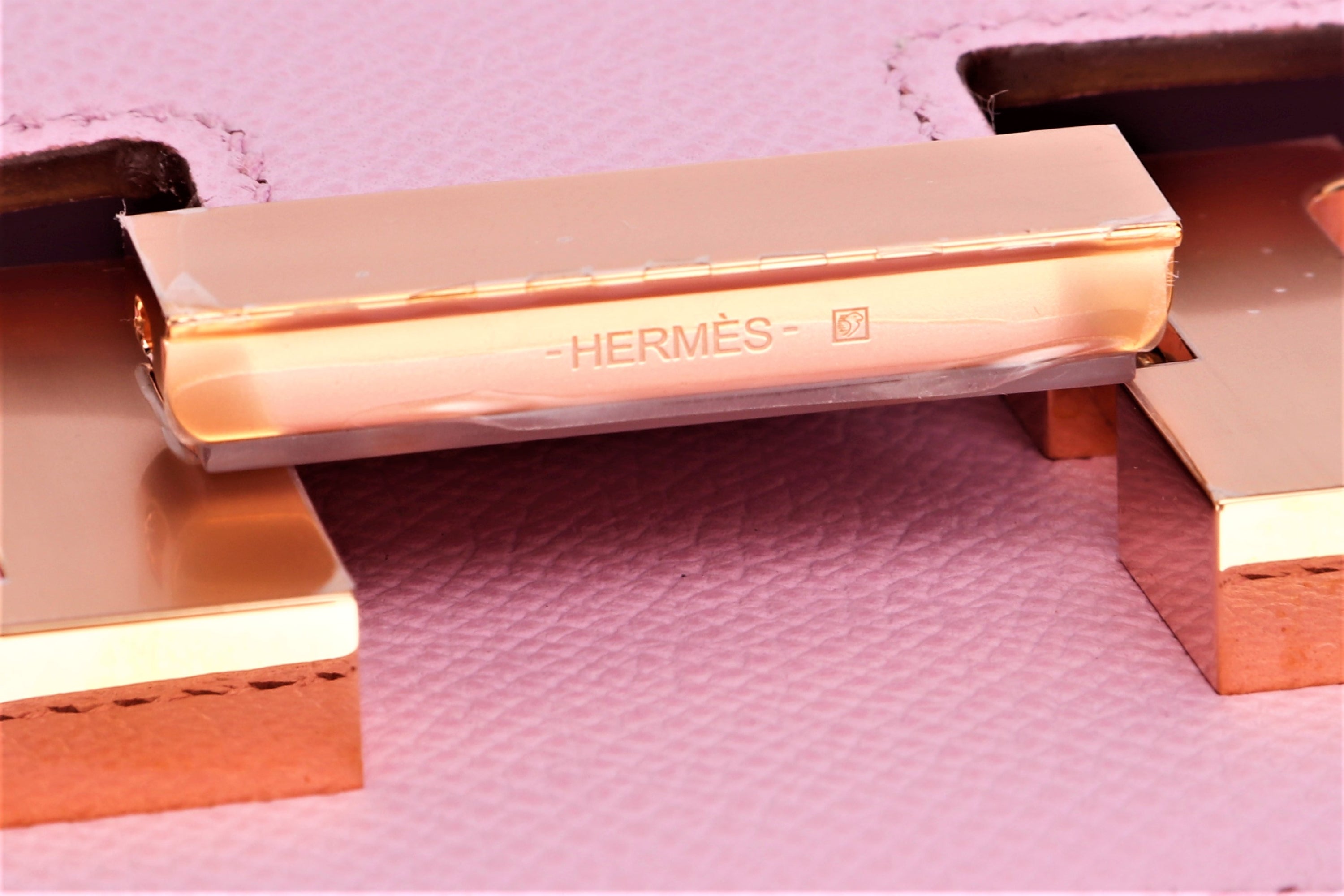 HERMES CONSTANCE 18 (STAMP Z) MAUVE SLYSTRE COLOR EPSOM LEATHER ROSEGOLD HARDWARE, WITH DUST COVER & BOX